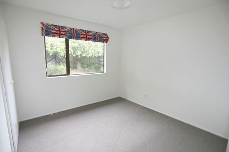 Photo of property in 36 Pitcairn Crescent, Bryndwr, Christchurch, 8053