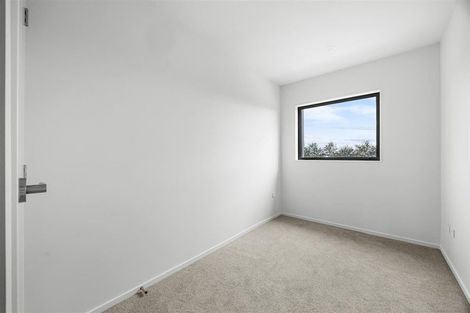 Photo of property in 67 Kairakau Street, Papakura, 2110