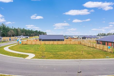 Photo of property in 35 Memorial Crescent, Methven, 7730
