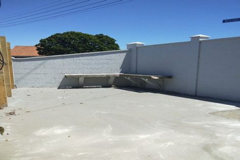 Photo of property in 2/1 Charles Street, Westshore, Napier, 4110