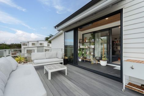 Photo of property in 16 Rochdale Drive, Churton Park, Wellington, 6037