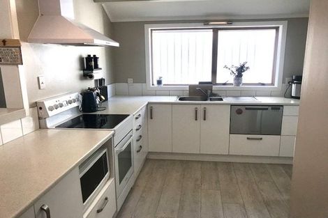 Photo of property in 150 Vale Street, Otumoetai, Tauranga, 3110