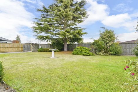 Photo of property in 560 Main North Road, Belfast, Christchurch, 8051