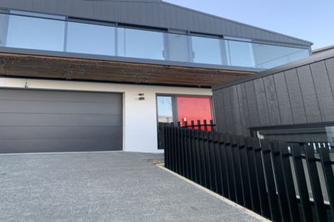 Photo of property in 14 City View Terrace, Birkenhead, Auckland, 0626