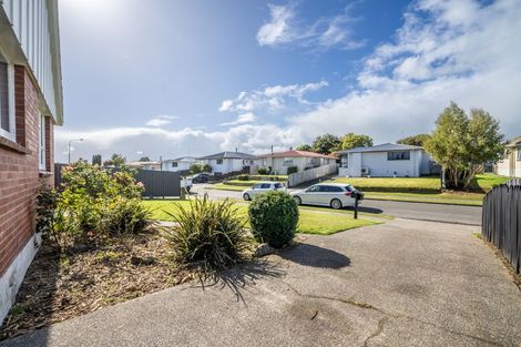 Photo of property in 52 Conway Crescent, Glengarry, Invercargill, 9810