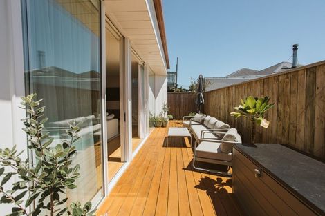 Photo of property in 55b Belt Road, New Plymouth, 4310