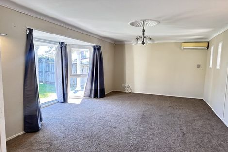 Photo of property in 5 Glenmore Road, Sunnyhills, Auckland, 2010