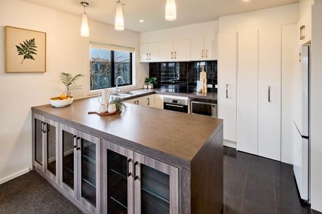 Photo of property in 49 Sunstone Crescent, Brown Owl, Upper Hutt, 5018