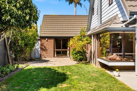 Photo of property in 1228 Howard Street, Parkvale, Hastings, 4122