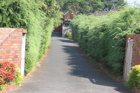 Photo of property in 2/16 Mahara Avenue, Birkenhead, Auckland, 0626