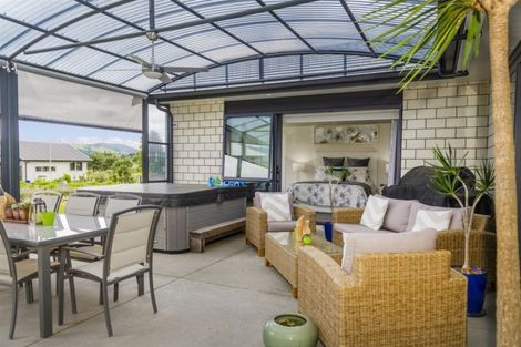 Photo of property in 3 Roseberry Place, Whitianga, 3510