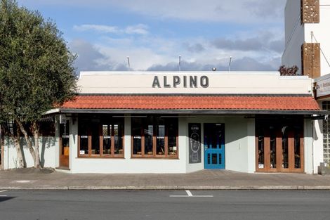 Photo of property in 7/48 Marine Parade, Mount Maunganui, 3116
