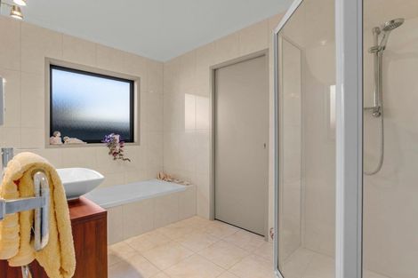 Photo of property in 9 Woodham Place, Rototuna North, Hamilton, 3210