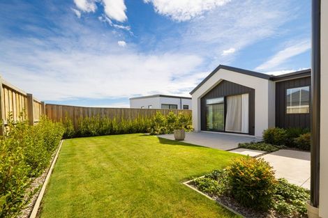 Photo of property in 20 Finstock Way, Rolleston, 7614