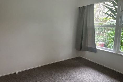 Photo of property in 1/13 Sovereign Place, Glenfield, Auckland, 0629
