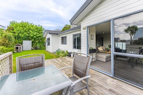 Photo of property in 2/422 Whangaparaoa Road, Stanmore Bay, Whangaparaoa, 0932