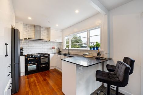 Photo of property in 212 Weston Road, St Albans, Christchurch, 8052