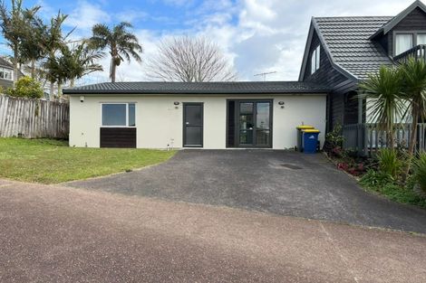 Photo of property in 34a Bronzewing Terrace, Unsworth Heights, Auckland, 0632