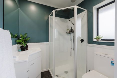 Photo of property in 12 Sunny Dale, Western Heights, Hamilton, 3200