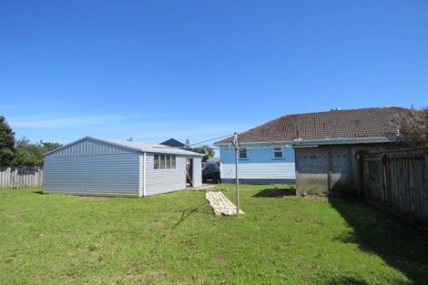 Photo of property in 10- 12 Riley Place, Westport, 7825