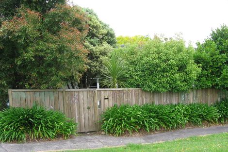 Photo of property in 51b Clayburn Road, Glen Eden, Auckland, 0602