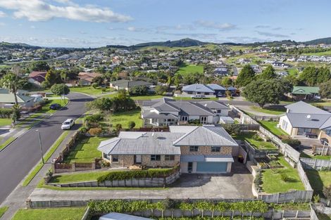 Photo of property in 6 Maddison Place, Welcome Bay, Tauranga, 3112