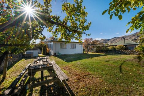 Photo of property in 22 Molyneux Avenue, Cromwell, 9310