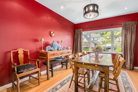 Photo of property in 33 Cheviot Road, Lowry Bay, Lower Hutt, 5013