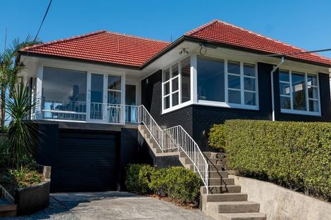 Photo of property in 39 Sylvan Avenue, Northcote, Auckland, 0627