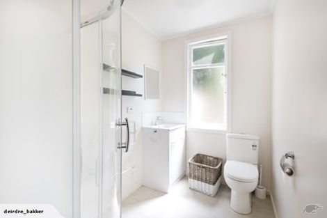 Photo of property in 2 Kopiko Way, Brooklyn, Wellington, 6021