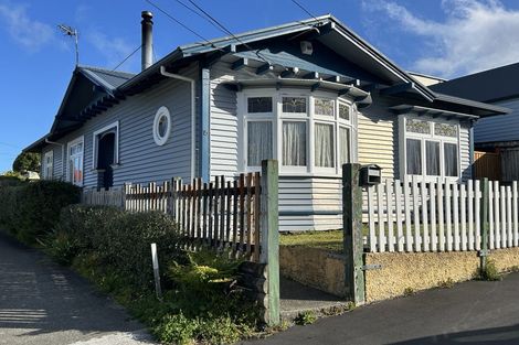Photo of property in 15 Rolleston Street, Mount Cook, Wellington, 6021