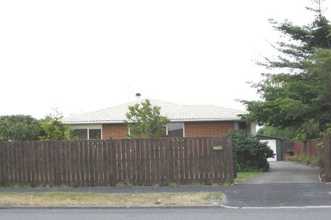 Photo of property in 52 Inwoods Road, Parklands, Christchurch, 8083