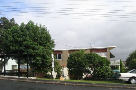 Photo of property in 2/178 Coronation Road, Hillcrest, Auckland, 0627