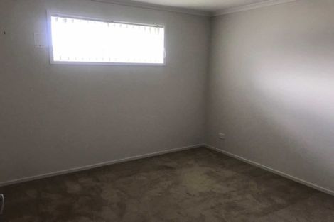 Photo of property in 17 Lamborn Drive, Papakura, 2110