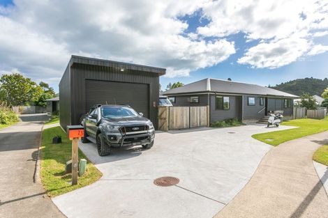 Photo of property in 23 Victoria Street, Coromandel, 3506