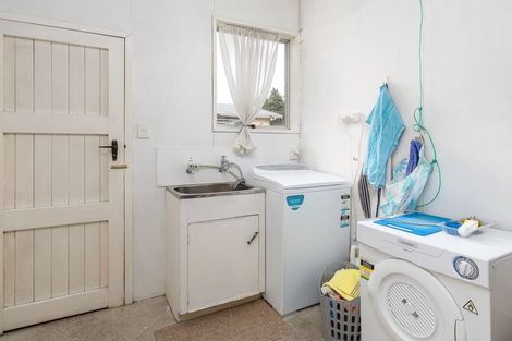 Photo of property in 37-39 John Street, Waimate, 7924