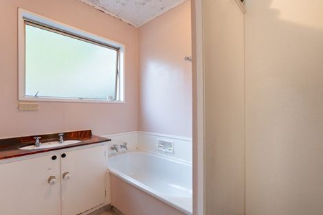 Photo of property in 15 Carlton Street, Bellevue, Tauranga, 3110