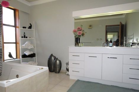 Photo of property in 163 Reservoir Road, Oamaru North, Oamaru, 9492