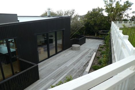 Photo of property in 61 Karepa Street, Brooklyn, Wellington, 6021