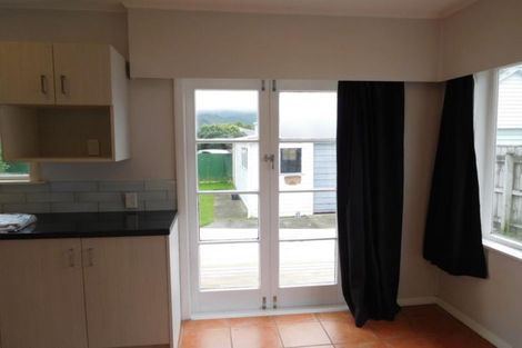 Photo of property in 25 Ruthven Road, Wainuiomata, Lower Hutt, 5014