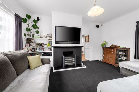 Photo of property in 84 Norton Road, Frankton, Hamilton, 3204