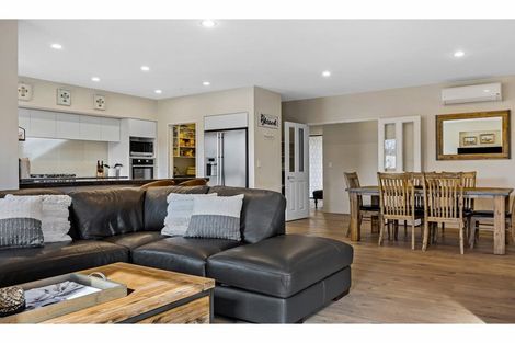 Photo of property in 4 Melville Crescent, Rolleston, 7614