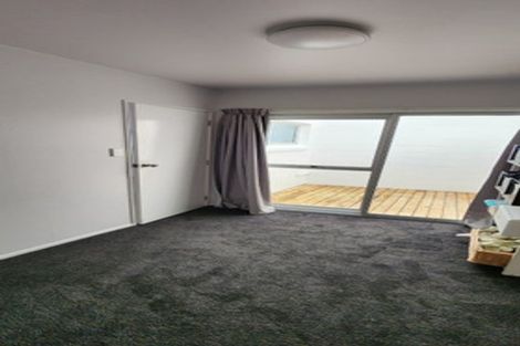 Photo of property in 1/59 Eskdale Road, Birkdale, Auckland, 0626