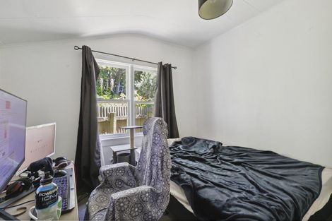 Photo of property in 66 Kelburn Parade, Kelburn, Wellington, 6012