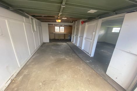 Photo of property in 553 Massey Road, Mangere, Auckland, 2022