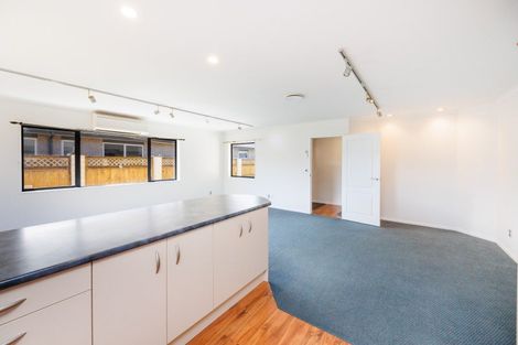 Photo of property in 31-33 Oak Crescent, Ashhurst, 4810