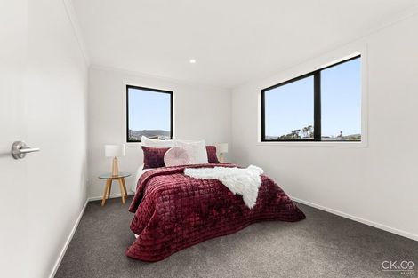 Photo of property in 64b Bell Road, Waiwhetu, Lower Hutt, 5010