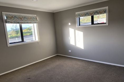 Photo of property in 85 Spenmoor Street, Newlands, Wellington, 6037