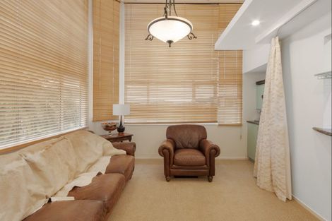 Photo of property in 14 Charles Street, Westshore, Napier, 4110