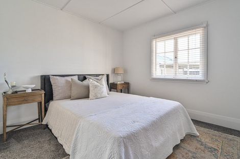 Photo of property in 709w Queen Street West, Saint Leonards, Hastings, 4120